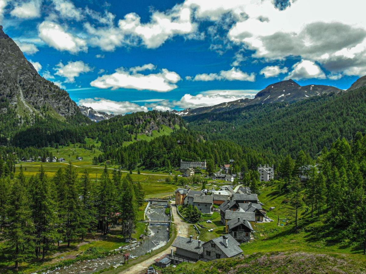 La Piana Appartamenti アルペ・デヴェロ エクステリア 写真